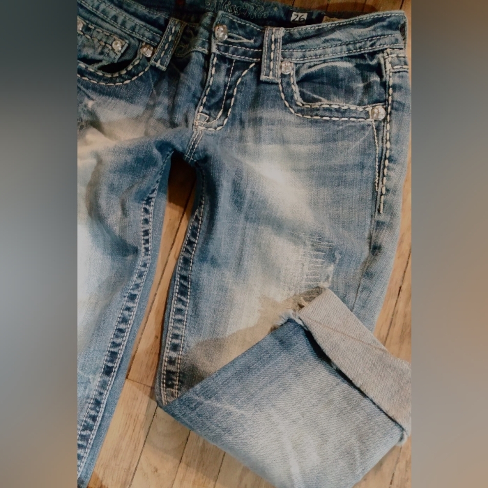 Miss Me easy Capri jeweled jeans Size 26